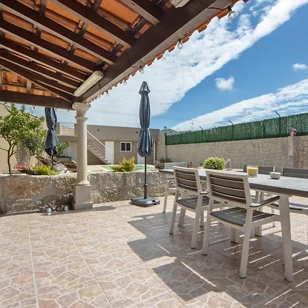 Holiday home Casa D'avo Tina
